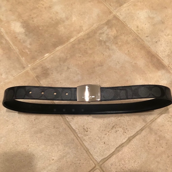 Men’s Coach “CC” canvas/leather reversible belt - Picture 6 of 16